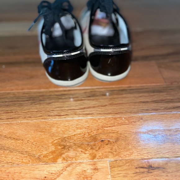Designer Burberry Sneakers- Pre-owned - Picture 6 of 6